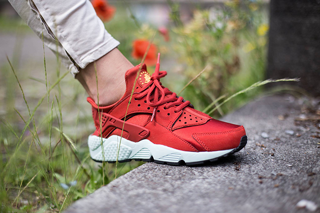 red huaraches on feet