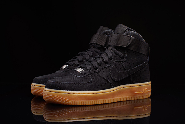nike air force 1 black with gum sole