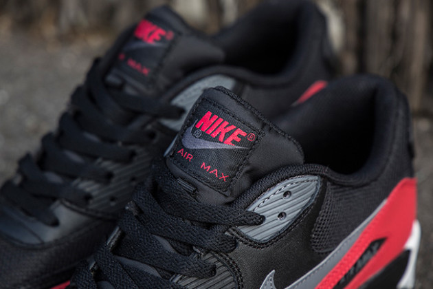 nike air max 90 black red gray