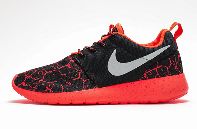 Nike Roshe One GS Lava Black Crimson 