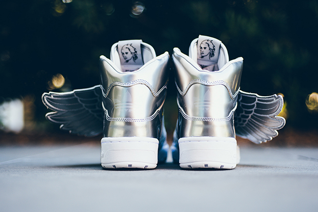 kopen adidas originals jeremy scott wings 