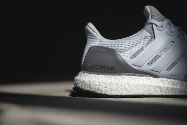 white and grey ultra boost womens