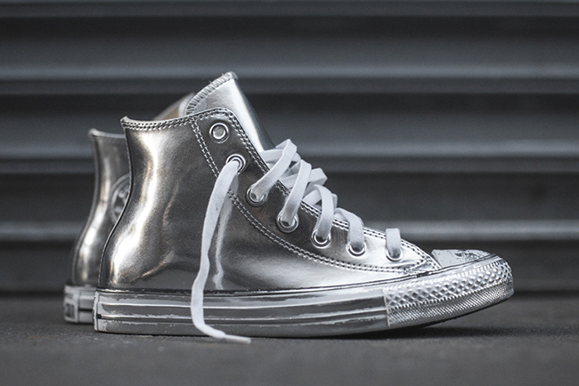 silver metallic converse shoes
