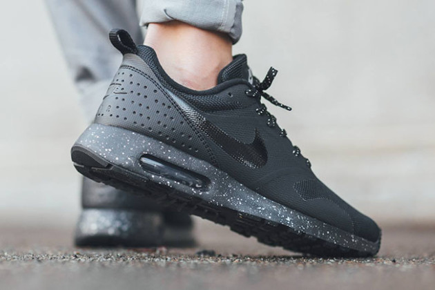 Nike Air Max Tavas Stealth Black | SneakerFiles