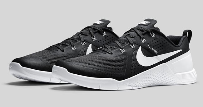 Nike Metcon 1 Black White | SneakerFiles