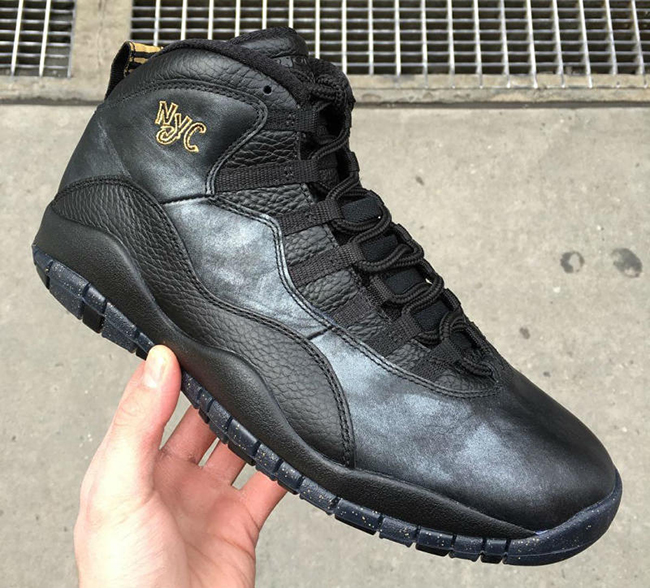 black and gold 10s