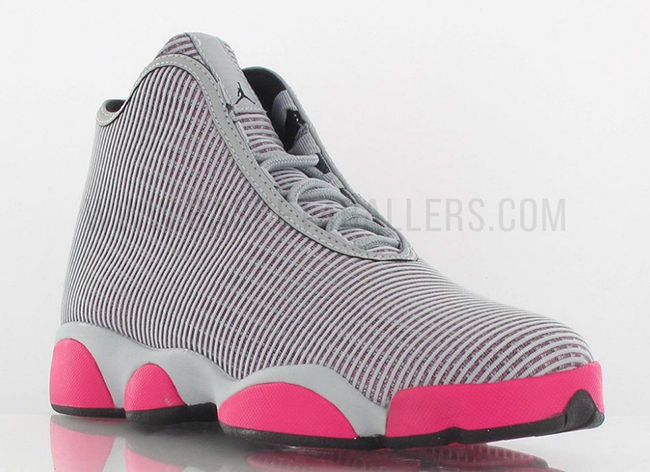the gray and pink jordans