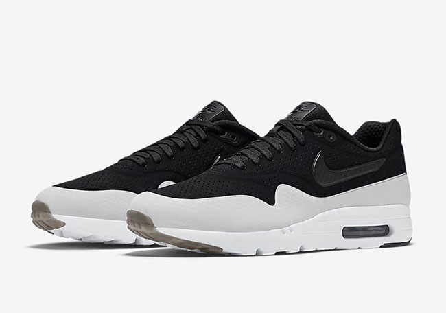 air max 1 ultra black and white