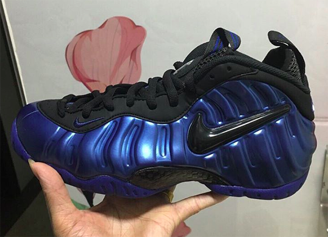 blue and black foams 219