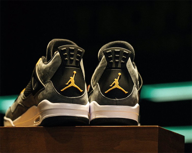 Air Jordan 4 Trophy Room