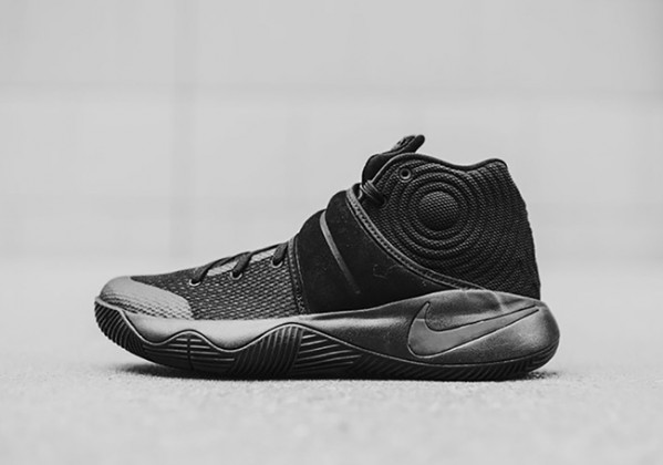 nike kyrie 2 black