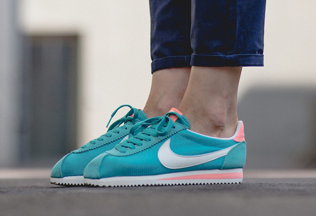 Nike Classic Cortez TXT Washed Teal | SneakerFiles