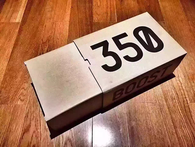 yeezy boost 35 shoe box