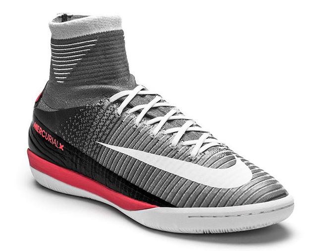Nike MercurialX Proximo II IC Infrared | SneakerFiles