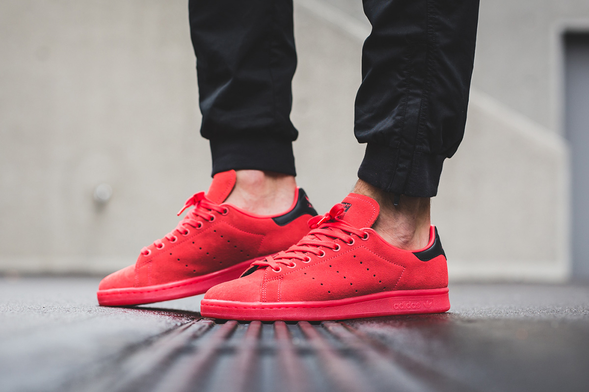 all red stan smith