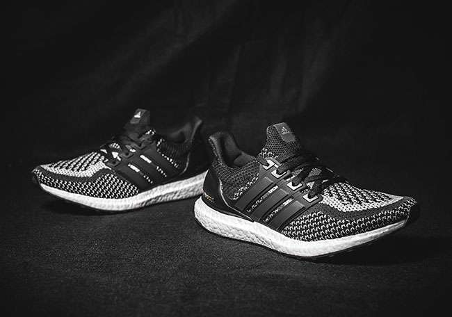 adidas ultra boost black/white/reflective