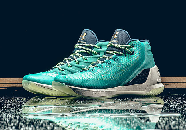 curry 3 reign water