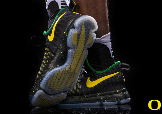 NEW Nike KD 9 Oregon Ducks Player Exclusive PE Sample Gray Shoes Men's Size  13.5