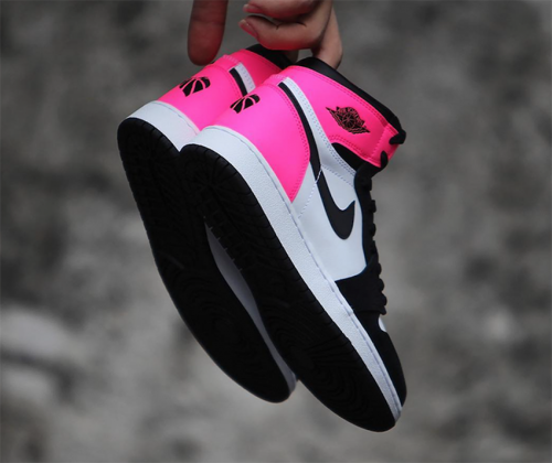 Air Jordan 1 Valentines Day 881426-009 Pink Black | SneakerFiles