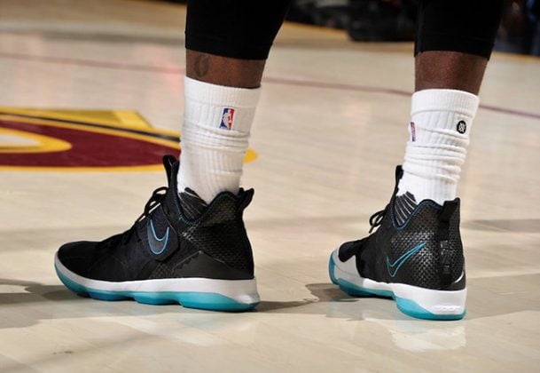 Nike LeBron 14 Red Carpet 943323-002 Release Date | SneakerFiles