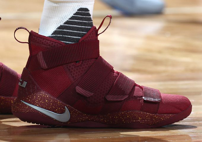 Lebrons Soldier 11 Clearance Sale, UP 51% OFF | www.sedia.es