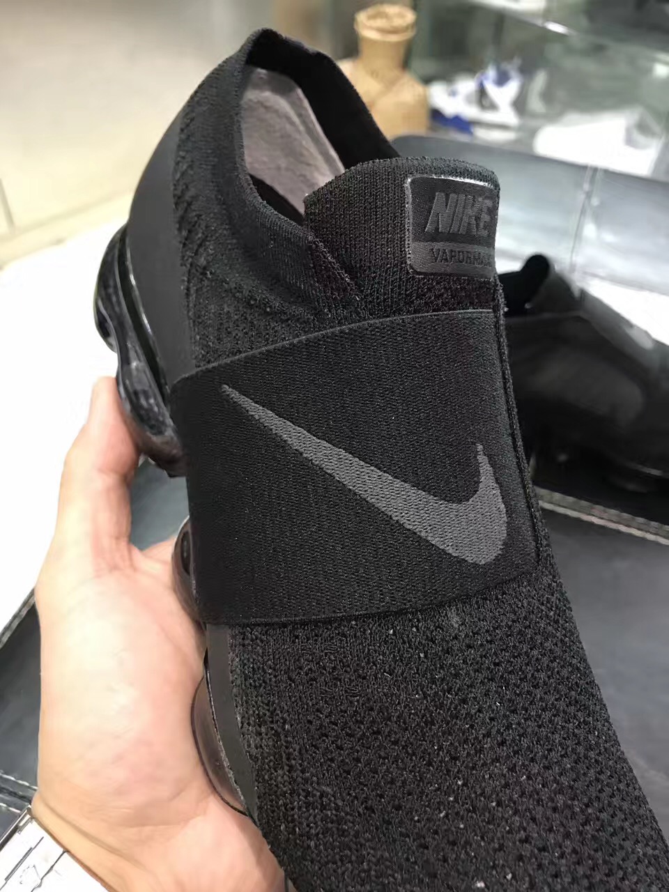 Nike Air VaporMax 2018 Strap Triple Black AH3397-004 | SneakerFiles