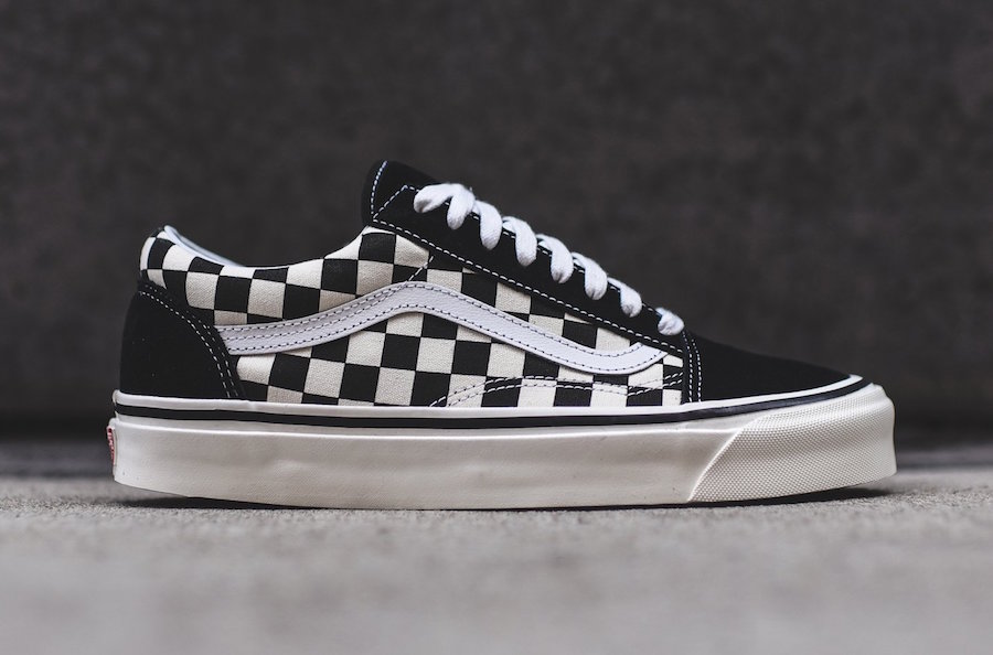 vans checkerboard old skool shoes