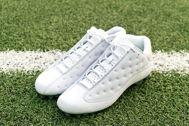 football cleats 13 wide