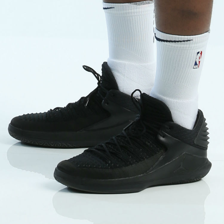 jimmy butler nike shoes
