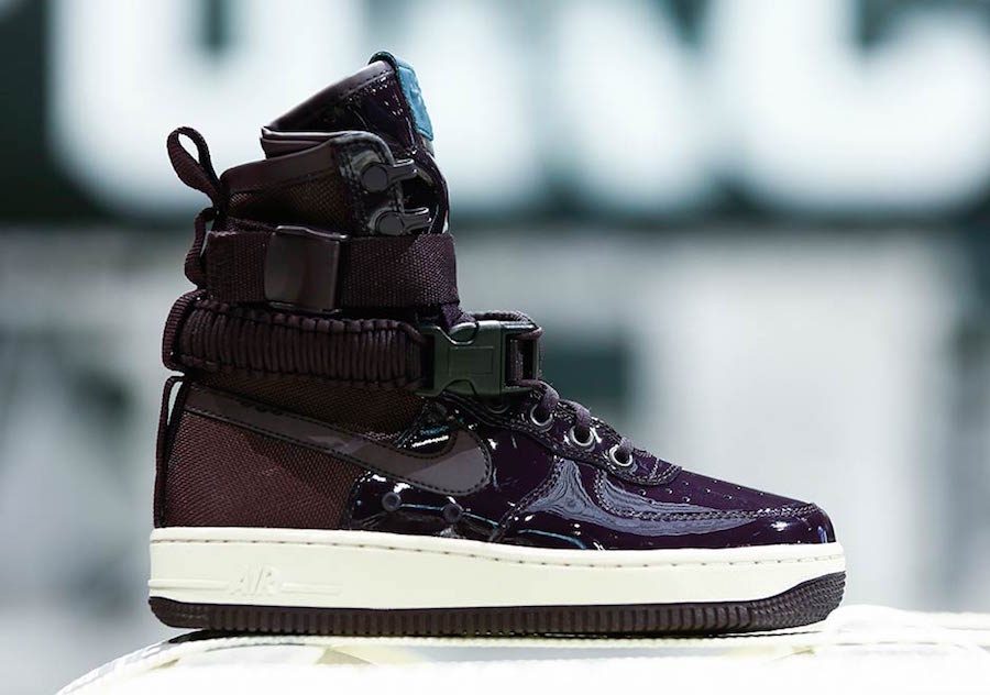nike air force 1 the force is female