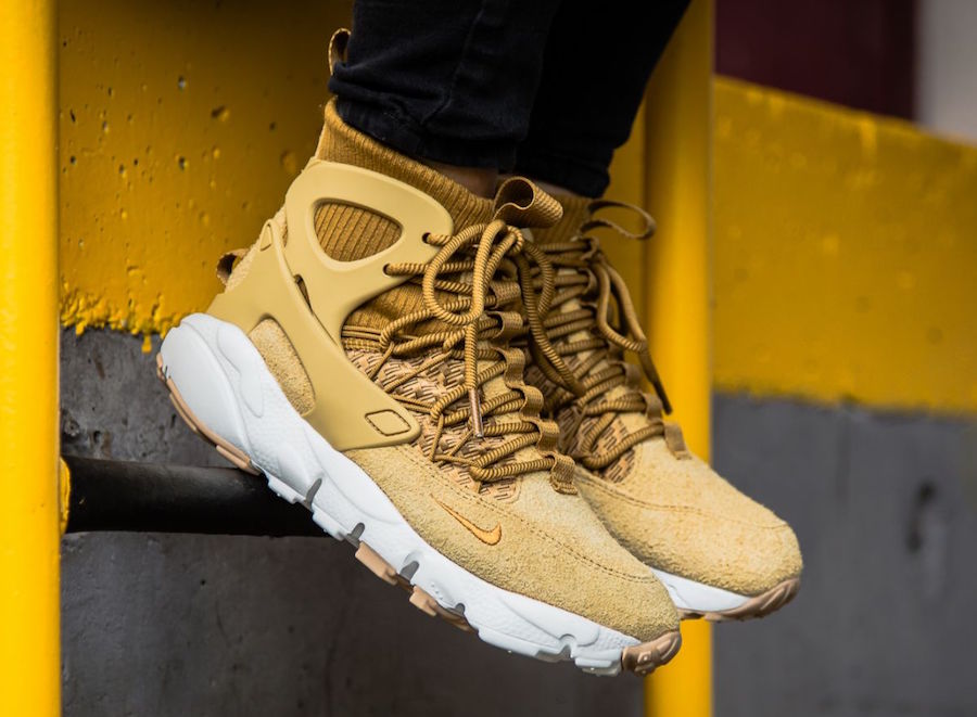 nike air footscape mid utility on feet