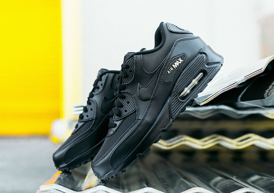 air max 90s black and gold