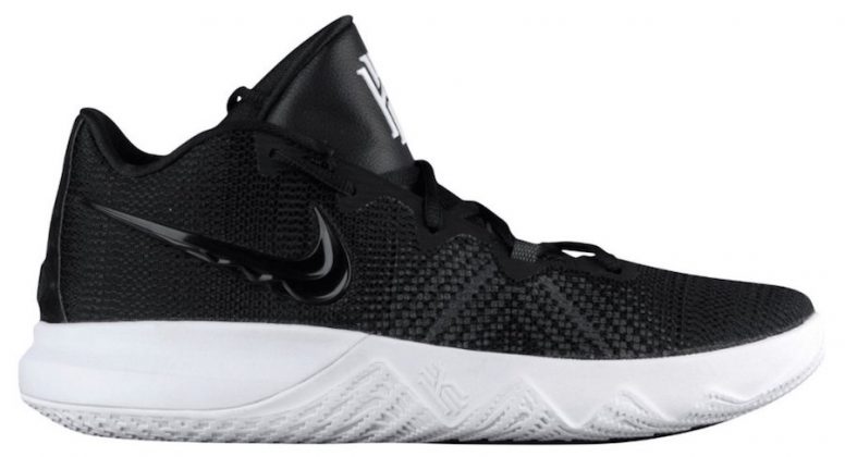 nike kyrie flytrap black and white