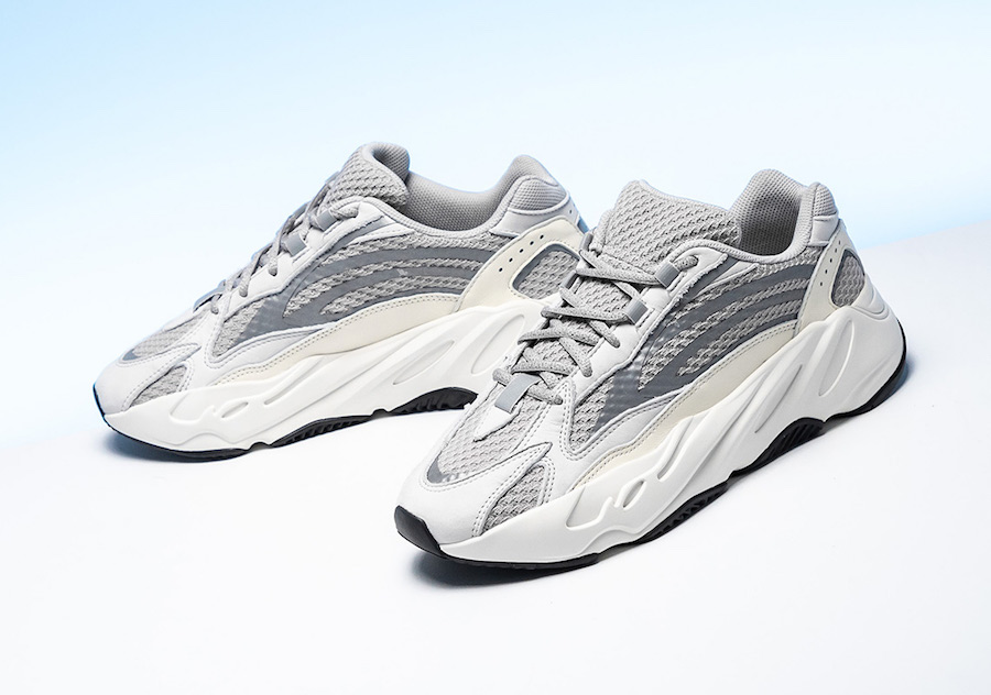 yeezy 700 v2 static release date
