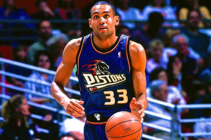 grant hill wearing fila