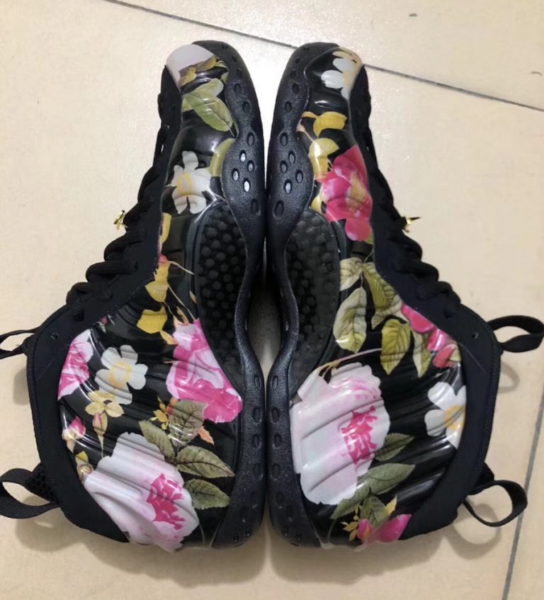 nike foam floral