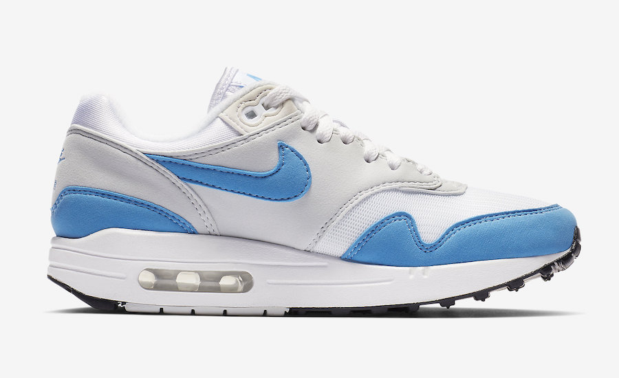 nike air max baby blue and white