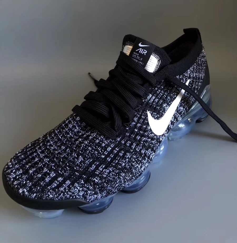 nike air vapormax flyknit 3.0 oreo trainers