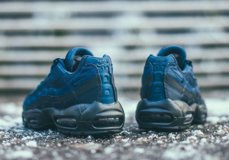 Nike Air Max 95 Essential Squadron Blue 749766 400 Release Date Sneakerfiles 1362