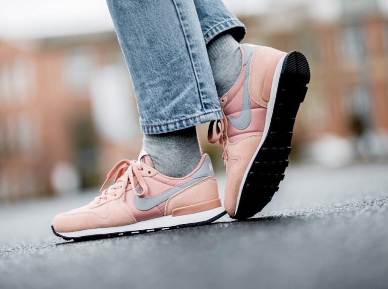 Nike Internationalist Rose Gold 828407 615 Release Date SneakerFiles