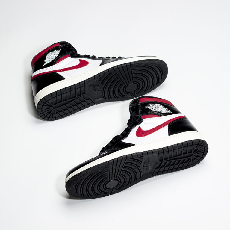 Air Jordan 1 Black White Gym Red 555088 061 Release Date Sneakerfiles