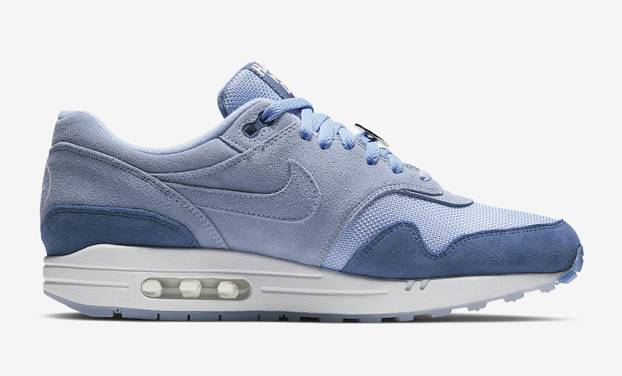 nike air max 1 have a nike day light blue