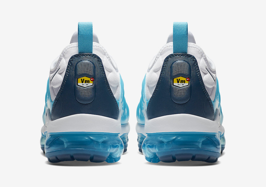 Nike Vapormax Plus Running Shoes Rs 1750 pair Criticism