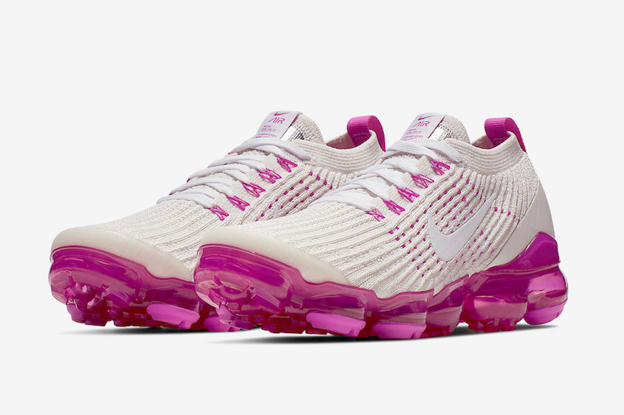 nike air vapormax pink and white