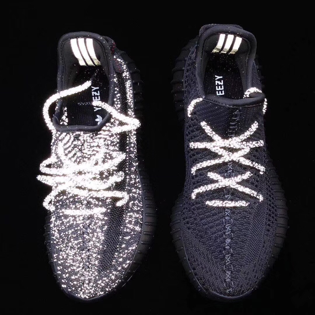 difference between reflective and non reflective yeezys