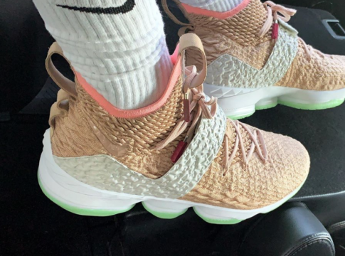 nike lebron 15 yeezy