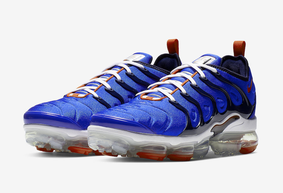 blue red white vapormax