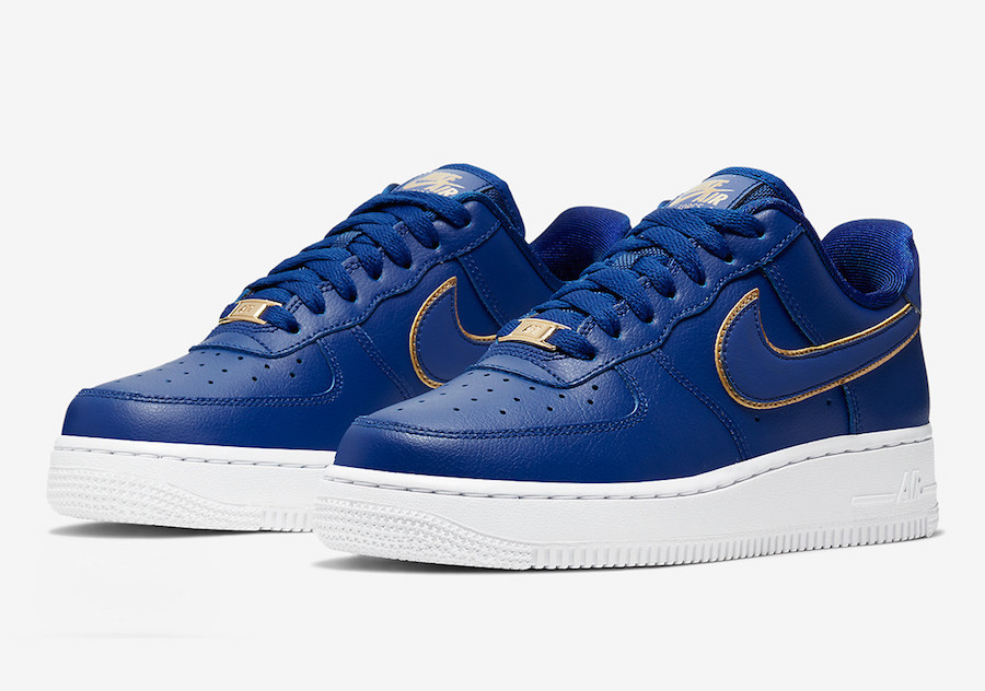 air force 1 with gold outline