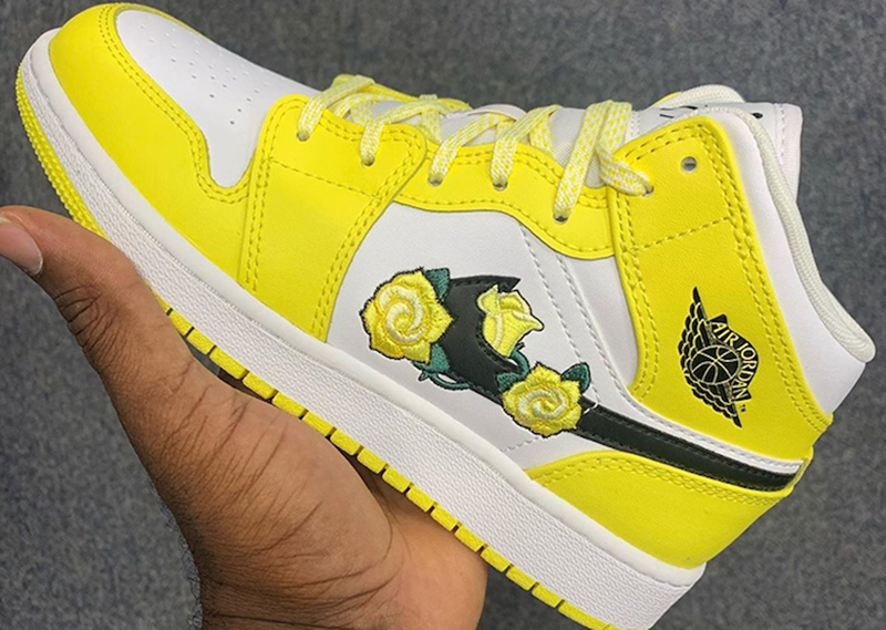 nike yellow floral shoes