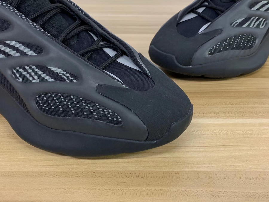 adidas Yeezy 700 V3 Alvah Black H67799 Release Date Info | SneakerFiles